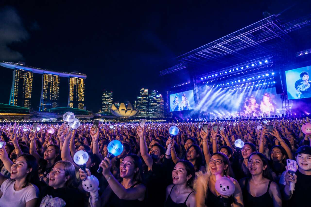 Un &eacute;cosyst&egrave;me &eacute;conomique: concerts, marques et &eacute;conomie des fans